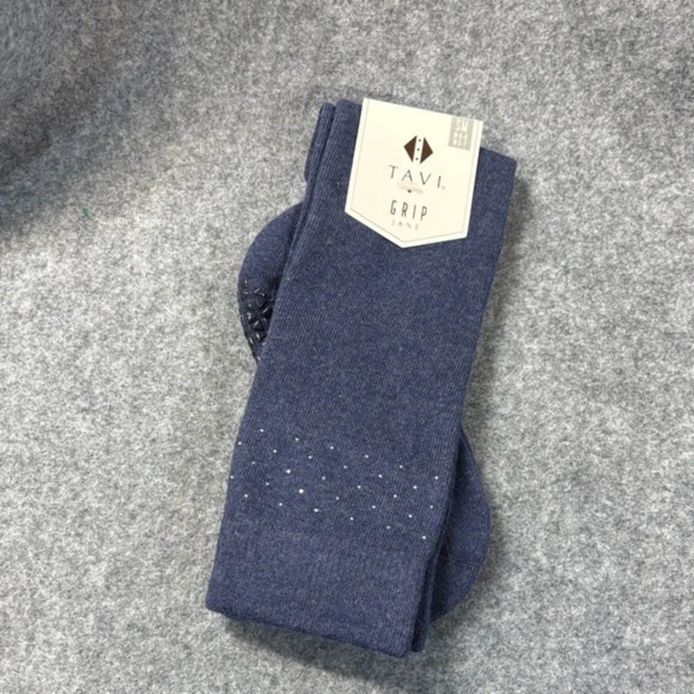 Tavi Grip Jane non slip grip organic cotton Socks in Blue small 6-8